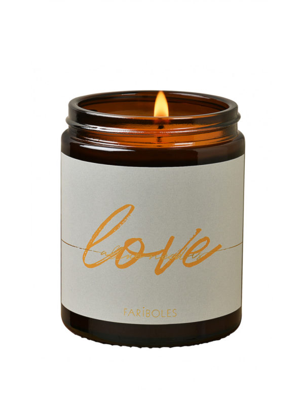 BOUGIE ALL WE NEED IS LOVE MUSC DES NEIGES 140G