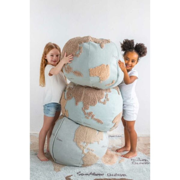 Pouf World Map LORENA CANALS – Image 6