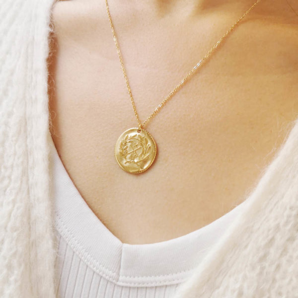 Collier long Les Cleias Victoire