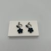 Boucles d'oreilles fleur argent et noir