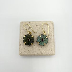 Boucles d'oreilles Labradorite Flower Le monde est stone