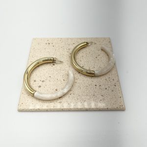 Créoles doré et nacré Les Cleias