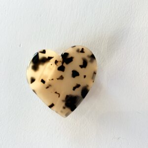 Pince à cheveux coeur léopard clair