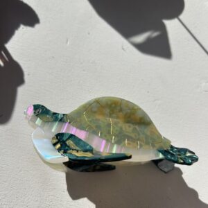 Pince à cheveux tortue allongée verte