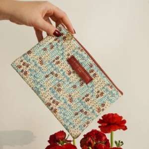 Pochette Plate - Matelassé brume de printemps La p'tite cachottière