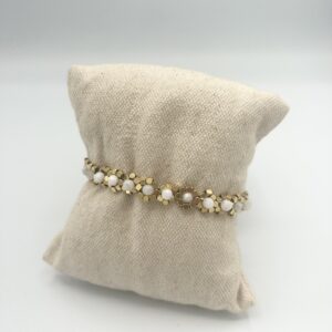 Bracelet perle cubique tissée avec perles blanches Héliance