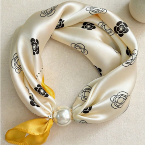 Alternative view of Foulard à perle aimantée - Lil'moon