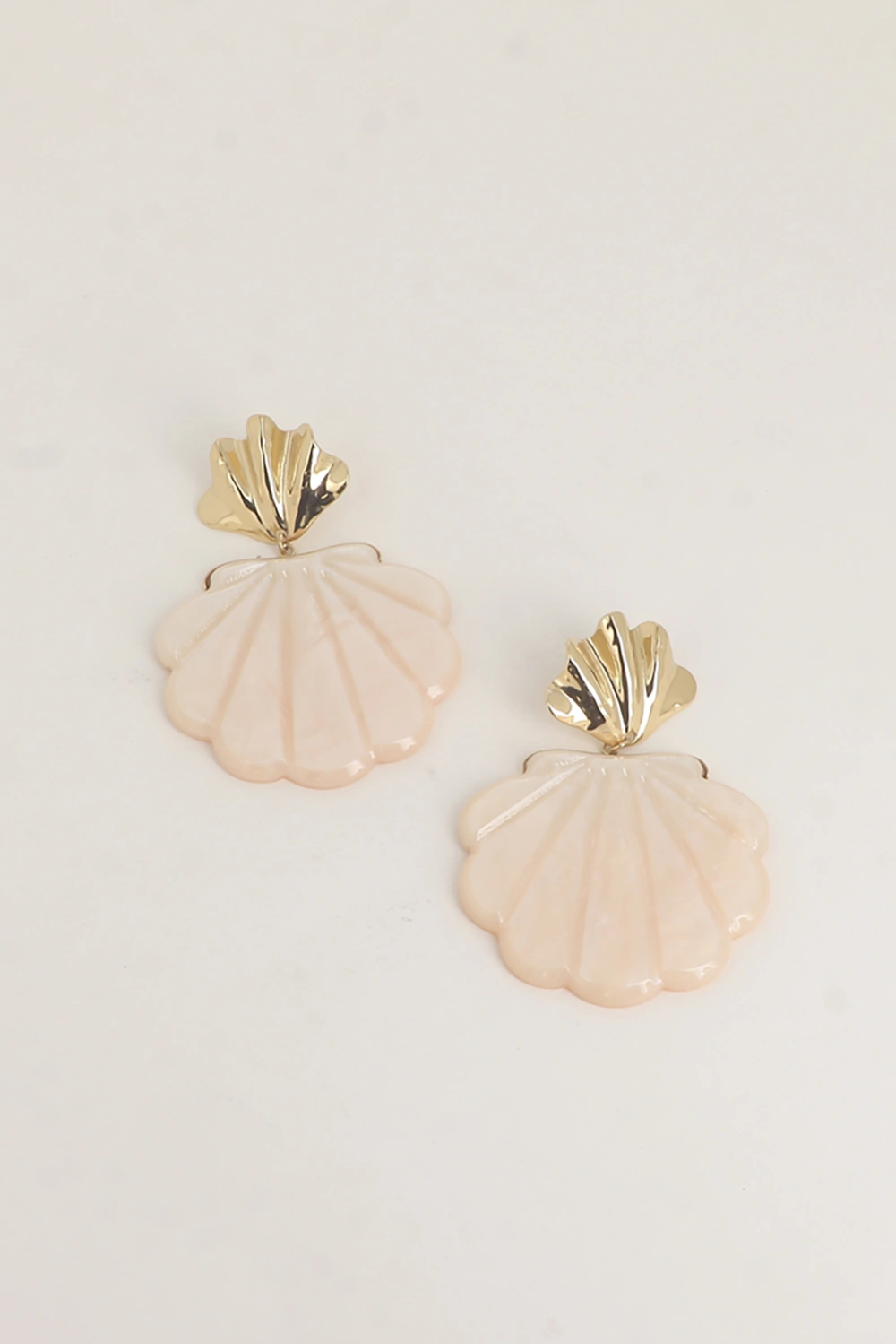 Boucles Bohm Paris - Pendantes Coquillage Nacrées Beiges