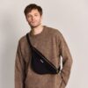 Sac banane Sacha velours noir  Hindbag